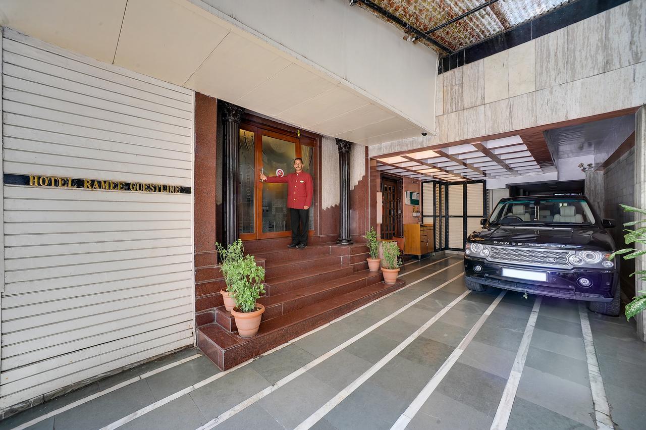 Ramee Guestline Hotel Khar Mumbai Exterior photo