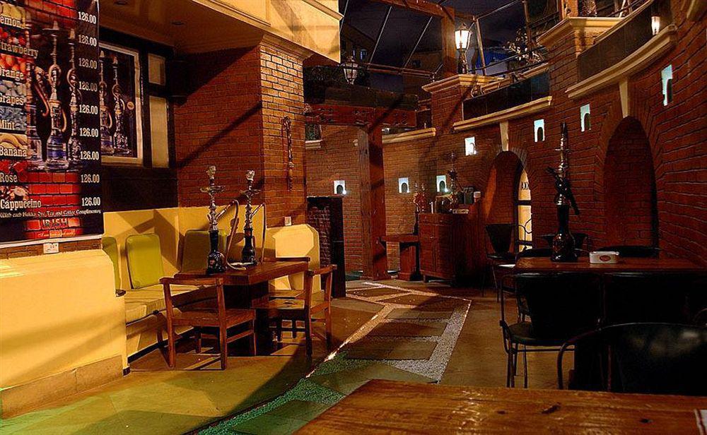 Ramee Guestline Hotel Khar Mumbai Restaurant photo